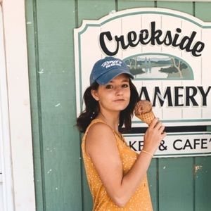 Meet your Posher, Isabella